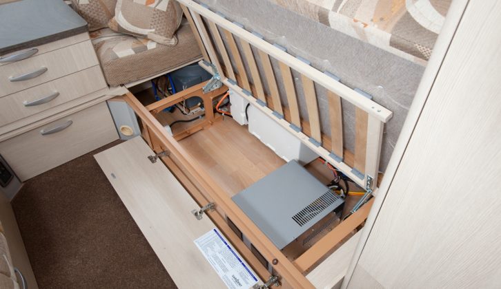 Access to bed boxes and offside fuse box is trouble-free