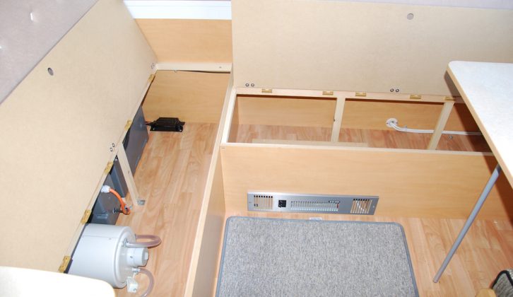 You can squeeze a lot into the Pennine Quartz 4 convertible caravan for couples: read Practical Caravan's expert review of this folding caravan