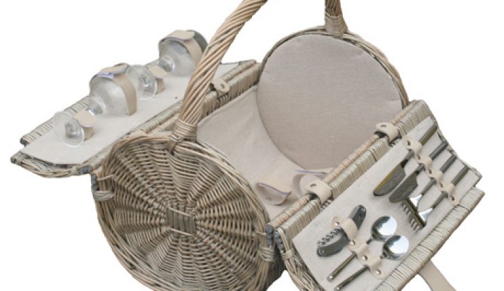 Practical Caravan and Practical Motorhome reader offer 10% off picnic baskets and hampers