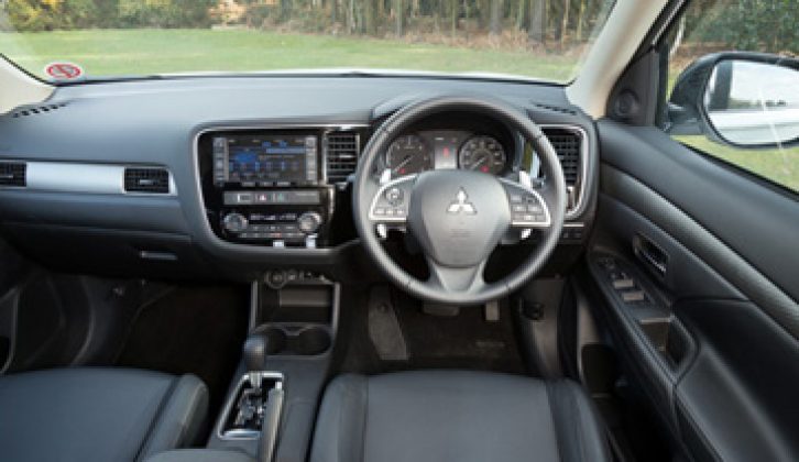 The Mitsubishi Outlander 2.2 DI-D GX5 auto's interior scored well in the Practical Caravan tow car test