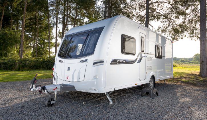 Coachman Vision 560:4 Front 3:4