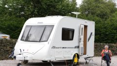 Elddis produced the Chatsworth 372 exclusively for Glossop caravans