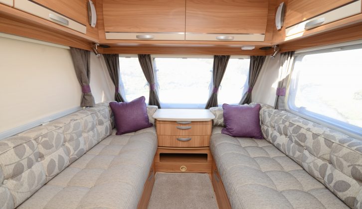 There's plenty of space for a family of five to dine in the front lounge of the Lunar Quasar 525, but Practical Caravan's experts thought knees would bump under the table