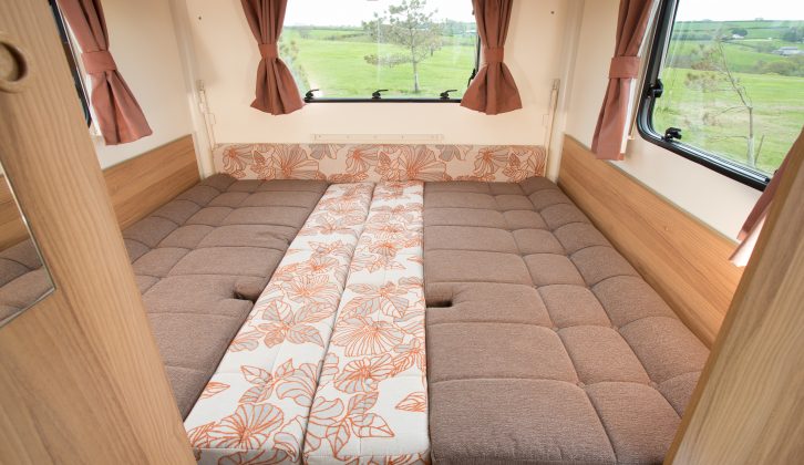 Reviewers for Practical Caravan say setting up the Bailey Pursuit 560-5's end double bed each night could become wearing, if the rear lounge is used during the day, every day