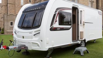 Coachman's VIP 575/4 puts a luxury, island-bad floorplan on a single axle, and does so handsomely – a great option for your caravan holidays