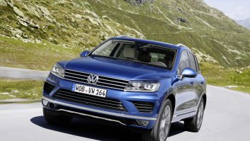 Our Tow Car Editor gets behind the wheel of this facelifted 4x4 to find out what tow car potential the VW Touareg has