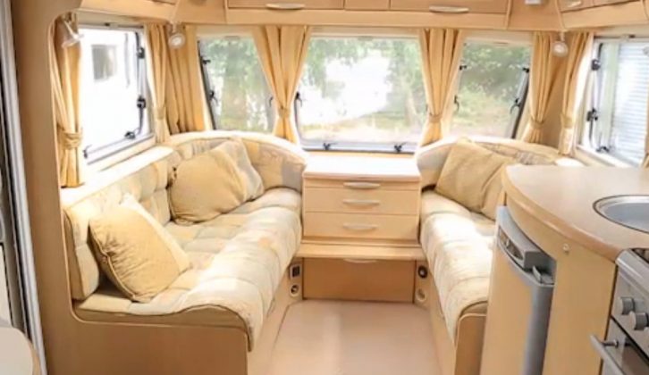 Get inside this 2006 Abbey GTS 418 in our TV show, with expert John Wickersham