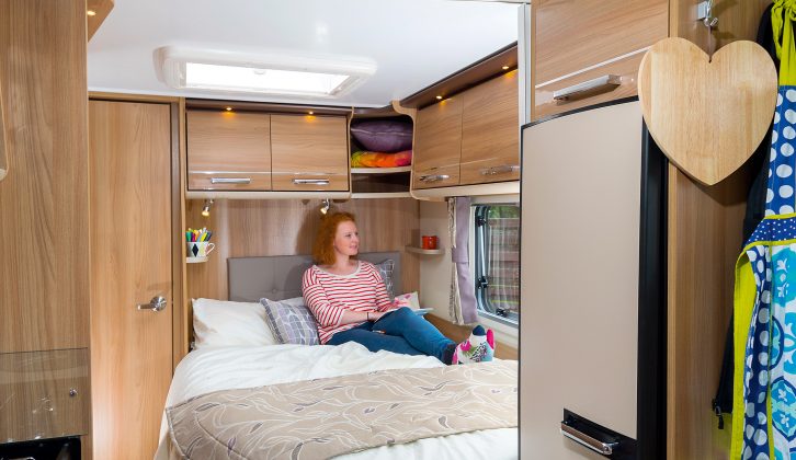 Bailey Unicorn III Valencia has a fixed double bed measuring 1.89m x 1.34m in the main bedroom and the sofas turn into a front double bed 1.98m x 1.8m (or twin singles 1.8m x 0.65m and 1.83m x 0.65m