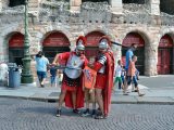 Arrested for resisting a photo – Roman soldiers capture Stacie Pardoe's son Liam in Verona when the family visits Italy's beautiful Lake Garda
