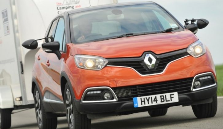 No matter what tow car you have, even something small like this Renault Captur, don't forget to fit towing mirrors