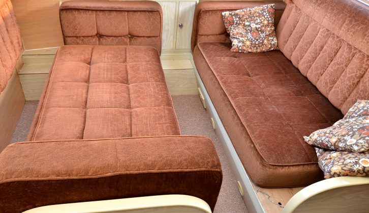 The sofas in this 1975 Carlight Casetta transform into a comfortable double bed