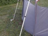 As well as the buttresses, this ‘break also boasts similar cross-bars and hefty ground plates to Kampa’s Deluxe Windbreak