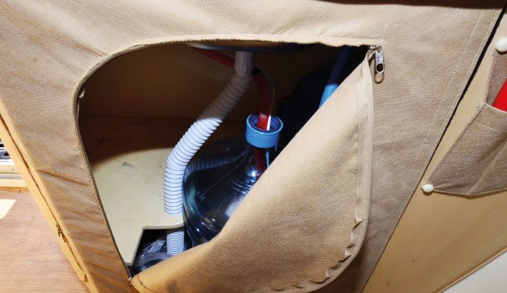 Water tank and gas cylinder are under the sink