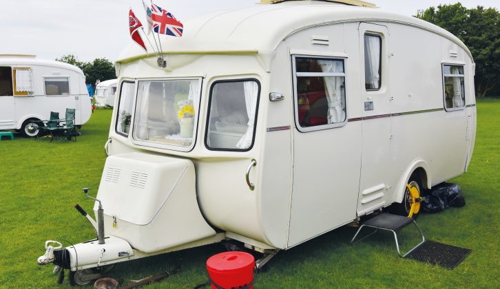 Tim and Shirley had wanted to downsize to a smaller Cheltenham, but retain the excellent rear-end kitchen, so the Sable fitted the bill. Tim and Shirley love the Cheltenhams' classic lines, and the club’s friendly atmosphere