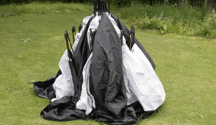 Out of the bag, the structure looks like this – it makes use of Khyam’s folding poles and Rapidex joint system