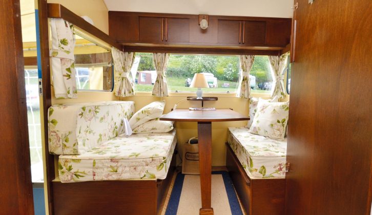 The caravan upholstery was chosen to resemble as closely as possible that used in the 1954 Paladin Mercury