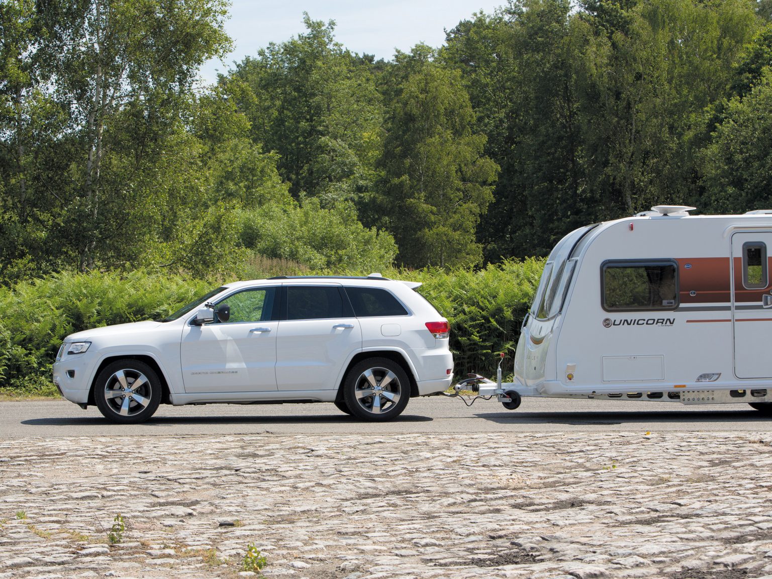 Jeep Grand Cherokee Practical Caravan