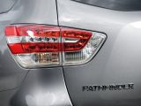 In 2010 Nissan gave the Pathfinder a new bonnet, grille and headlamps