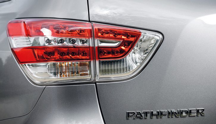 In 2010 Nissan gave the Pathfinder a new bonnet, grille and headlamps