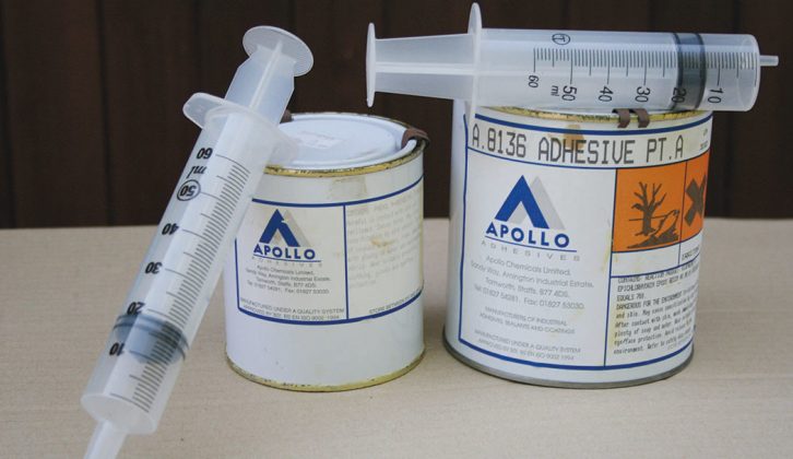 This kit includes the two-part adhesive that has to be weighed out and mixed, as well as plastic syringes