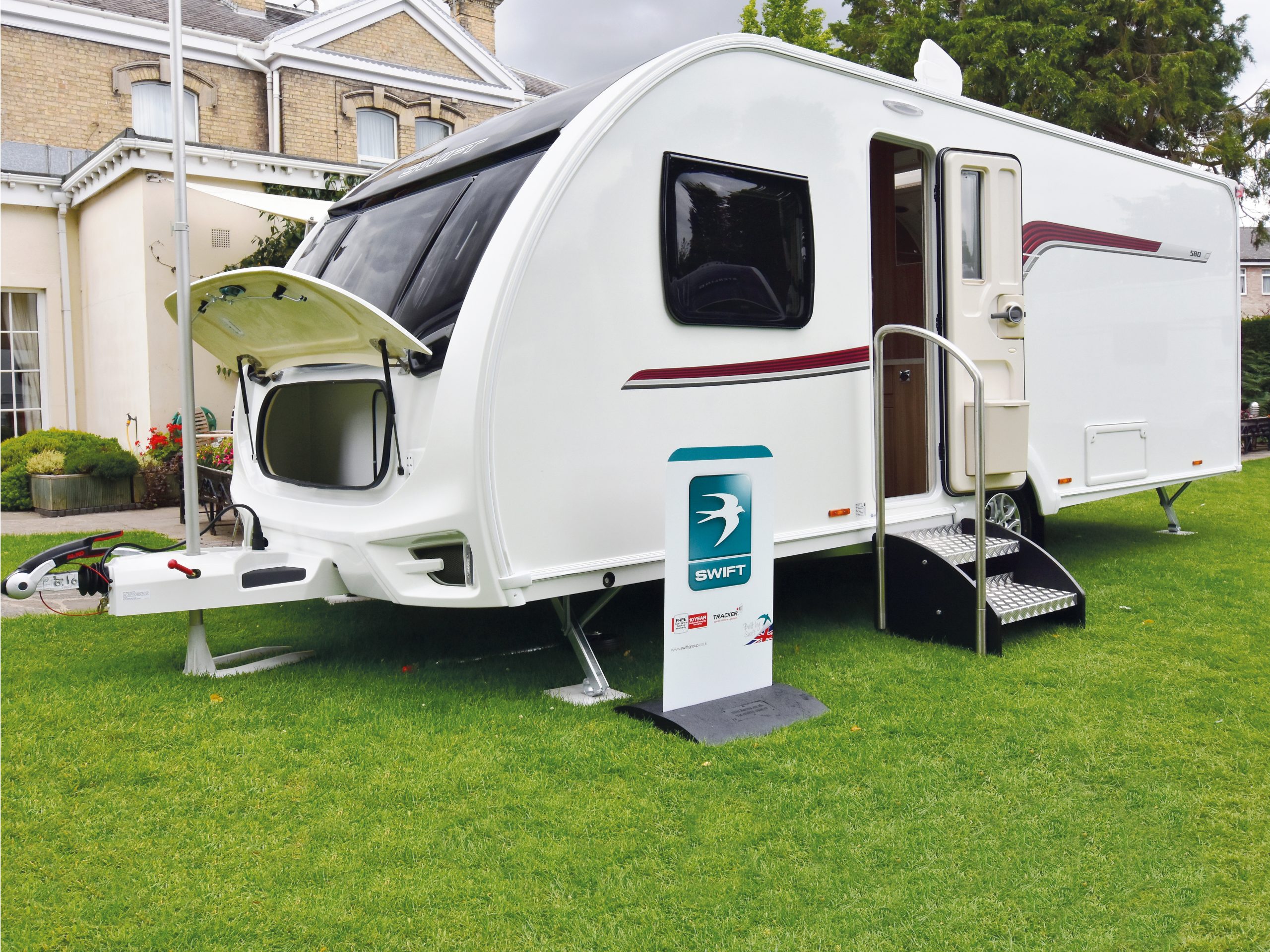 Swift Challenger 580 Practical Caravan
