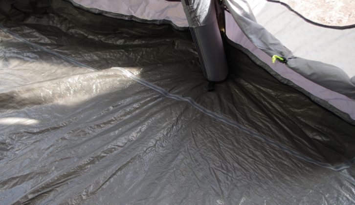 The groundsheet can be zipped out and removed completely