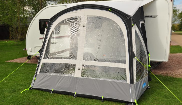 The heavy duty 300D Weathershield® material should keep the rain out