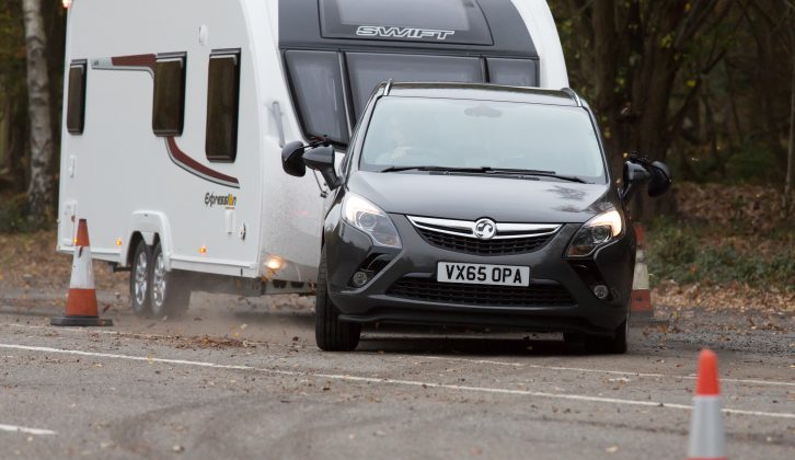 Even when pushed, the Zafira Tourer kept the twin-axle Swift caravan in check