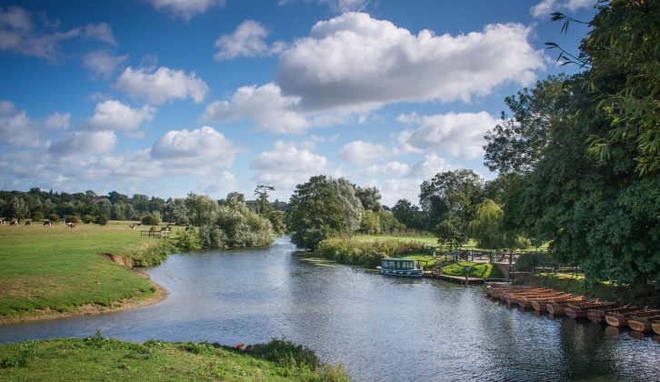 In Constable country on the Essex/Suffolk border, Dedham Vale offers stunning river views to enjoy on your caravan holidays