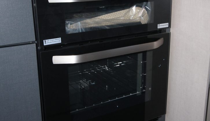 There's a dual-fuel Thetford Aspire 2 hob, and an oven and grill in the Eccles 565's kitchen