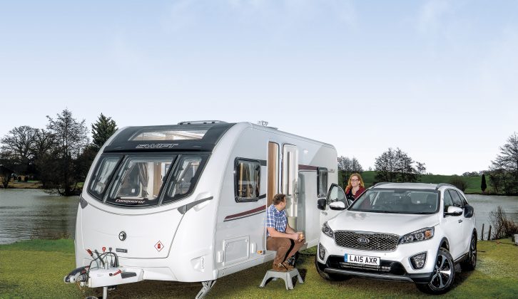 The superb new Swift Conqueror 560 has a centre washroom and an island bed