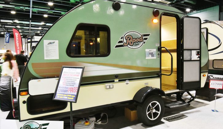 Can the features that make the R-pod RP-176 caravan a winner in the USA attract British families?