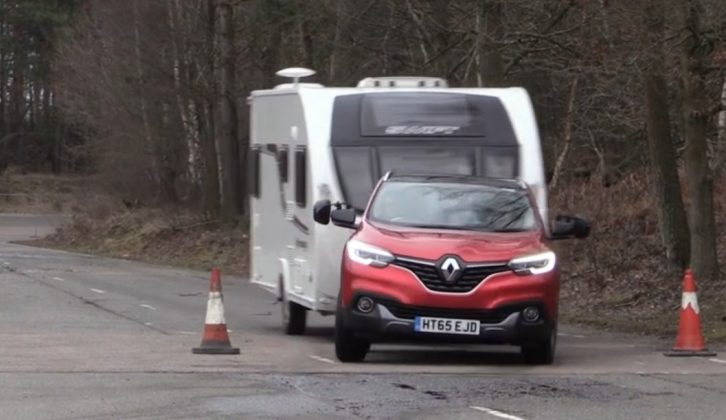 Find out how the Renault Kadjar handles towing manoeuvres on test