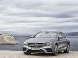 With 17-inch alloys, the E220d's official figures are an impressive 72.4mpg on the combined cycle with 102g/km of CO2