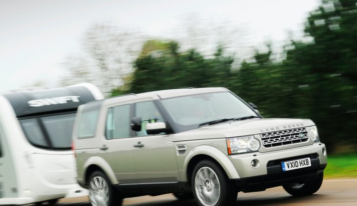 The Land Rover Discovery 4 body underwent few changes from its predecessor, but there were plenty under the bonnet