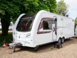 Pronounced roof rails, smart graphics, heavy-duty corner steadies and a suite of Al-Ko kit give the 2017 Coachman Laser 675 a ‘beefy’ look