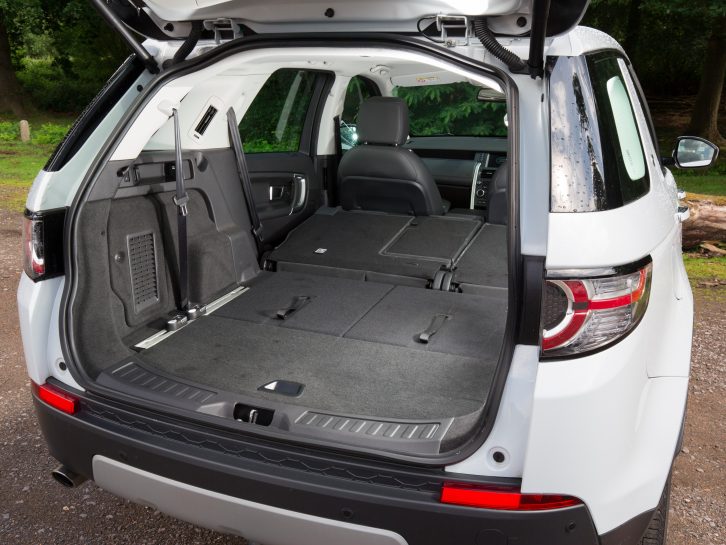 Land Rover Discovery Sport Practical Caravan
