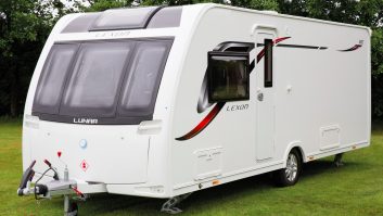 This 2017-season, single-axle four-berth has an MTPLM of 1440kg – and a brand-new panoramic front window