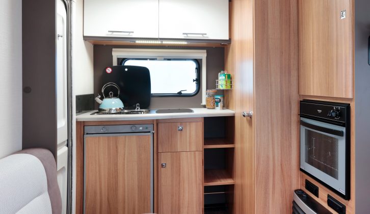 Take a look at the 455's kitchen, too