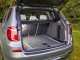 With all five seats in place you have a 550-litre boot capacity with a 93cm loading depth