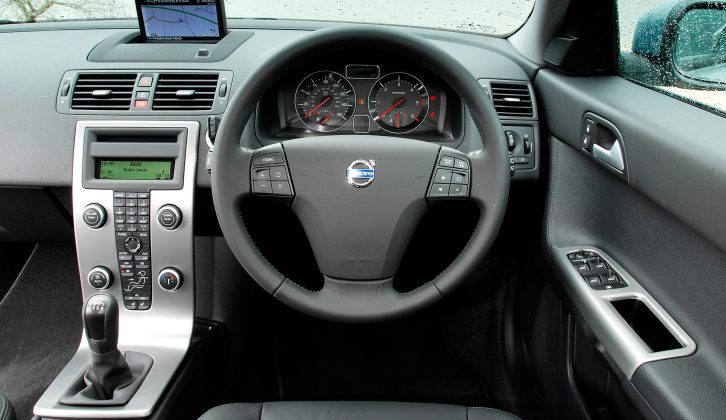 We think the centre console design still looks great, and it's good that the steering wheel is adjustable