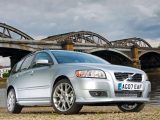 The Volvo V50’s wide range of engines made it a very popular estate – but what tow car capabilities does it have?
