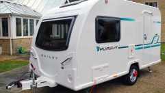 Alloy wheels, a sunroof, an AKS3004 hitch stabiliser and an Al-Ko Secure wheel lock receiver are all standard on the 2017 Bailey Pursuit 400-2