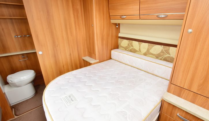 The Swift's island-bed mattress is comfortable, but the bed must be extended for use at bedtime