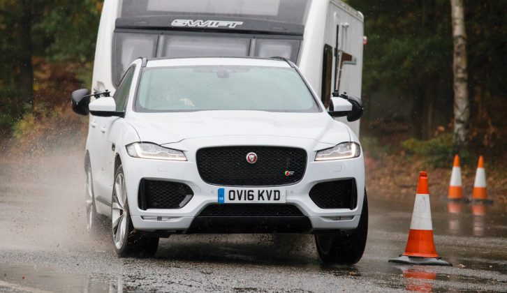 This version of the Jaguar F-Pace has a kerbweight of 1884kg