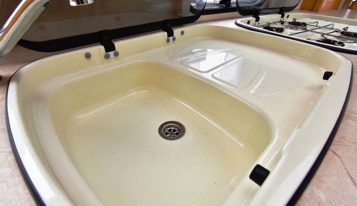The cream-coloured sink and hob can get scratched, but that in the Champagne we saw was superb