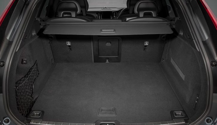 You have 505 litres with five seats in place, 1432 litres the maximum capacity