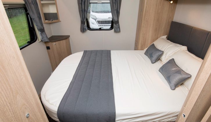 Here is the rear island bed of the 2018 Elddis Avanté 860, pulled out in night mode