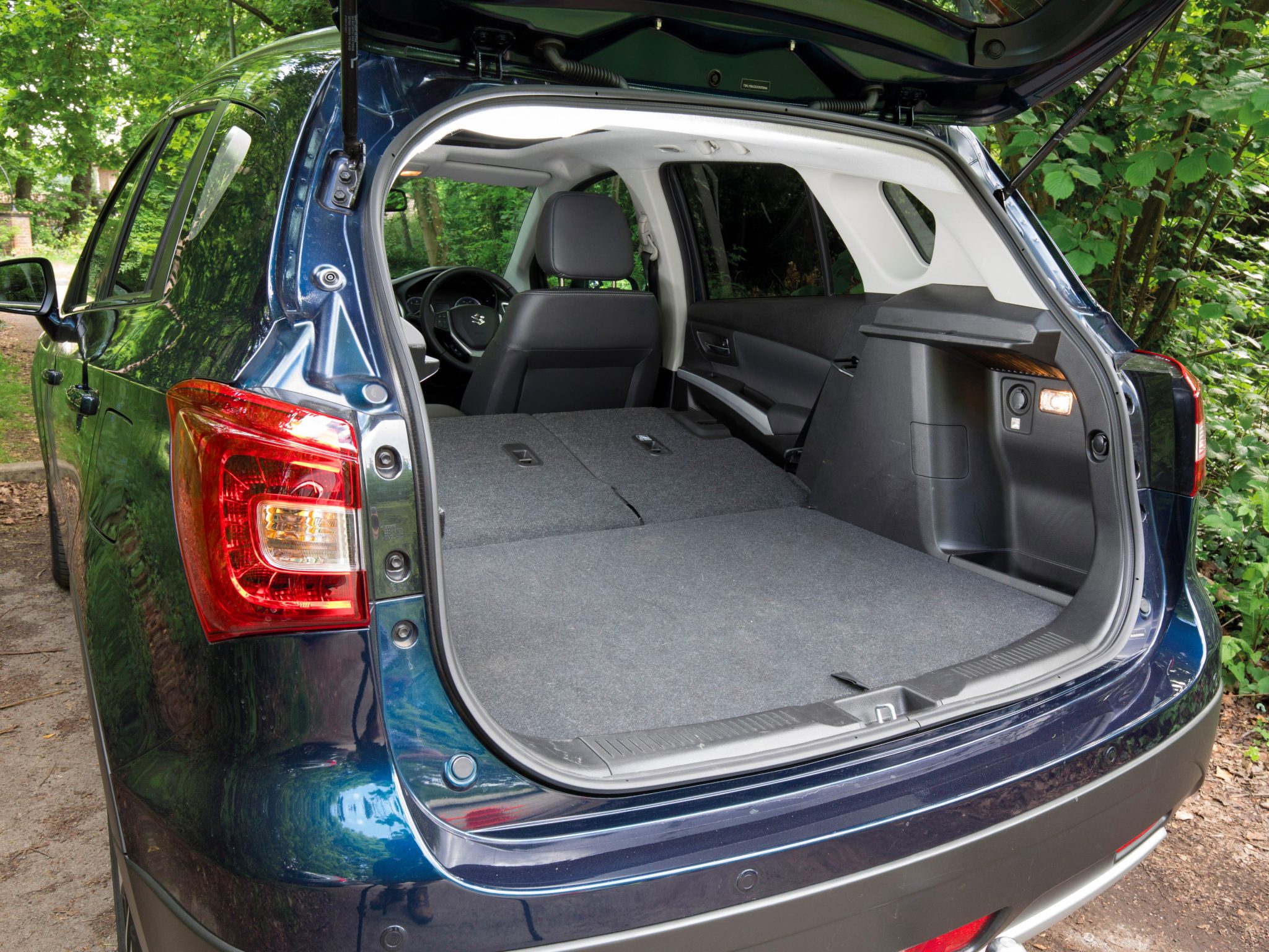 Suzuki SX4 SCross Practical Caravan
