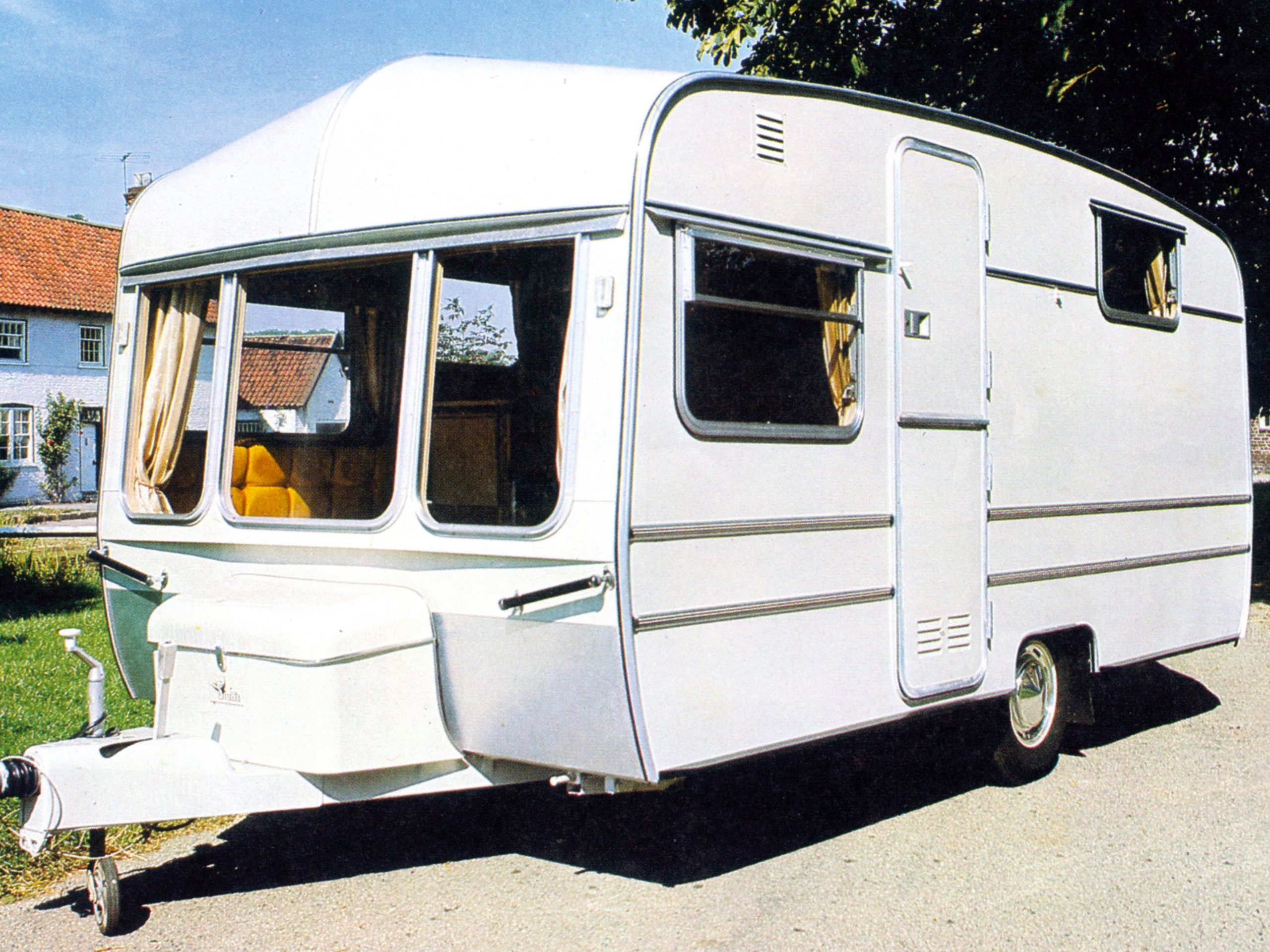 Restored: 1976 Swift Corniche 14 - Practical Caravan